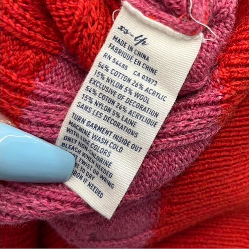 Y2K American Eagle Outfitters Red and Pink Striped V-Neck Sweater - Picture 6 of 6